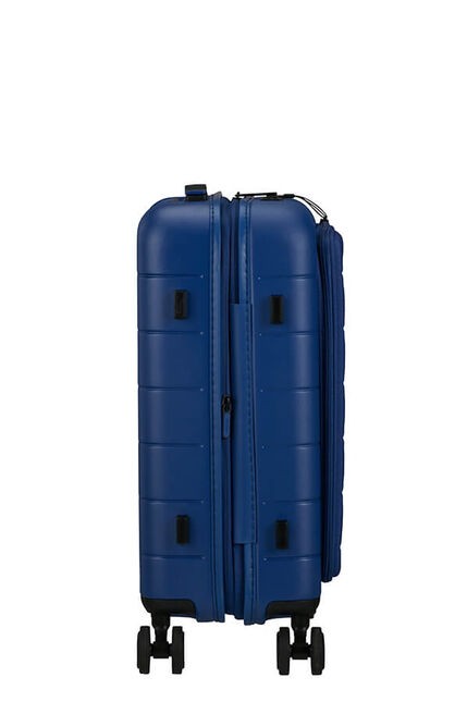 American Tourister  EXTENSIBLE SMART CON BOLSILLO PARA PC- NOVASTREAM 55cm