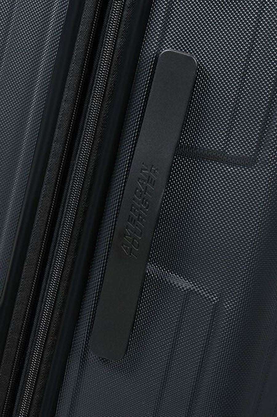 Maleta Mediana Extensible TRACKLITE de American Tourister