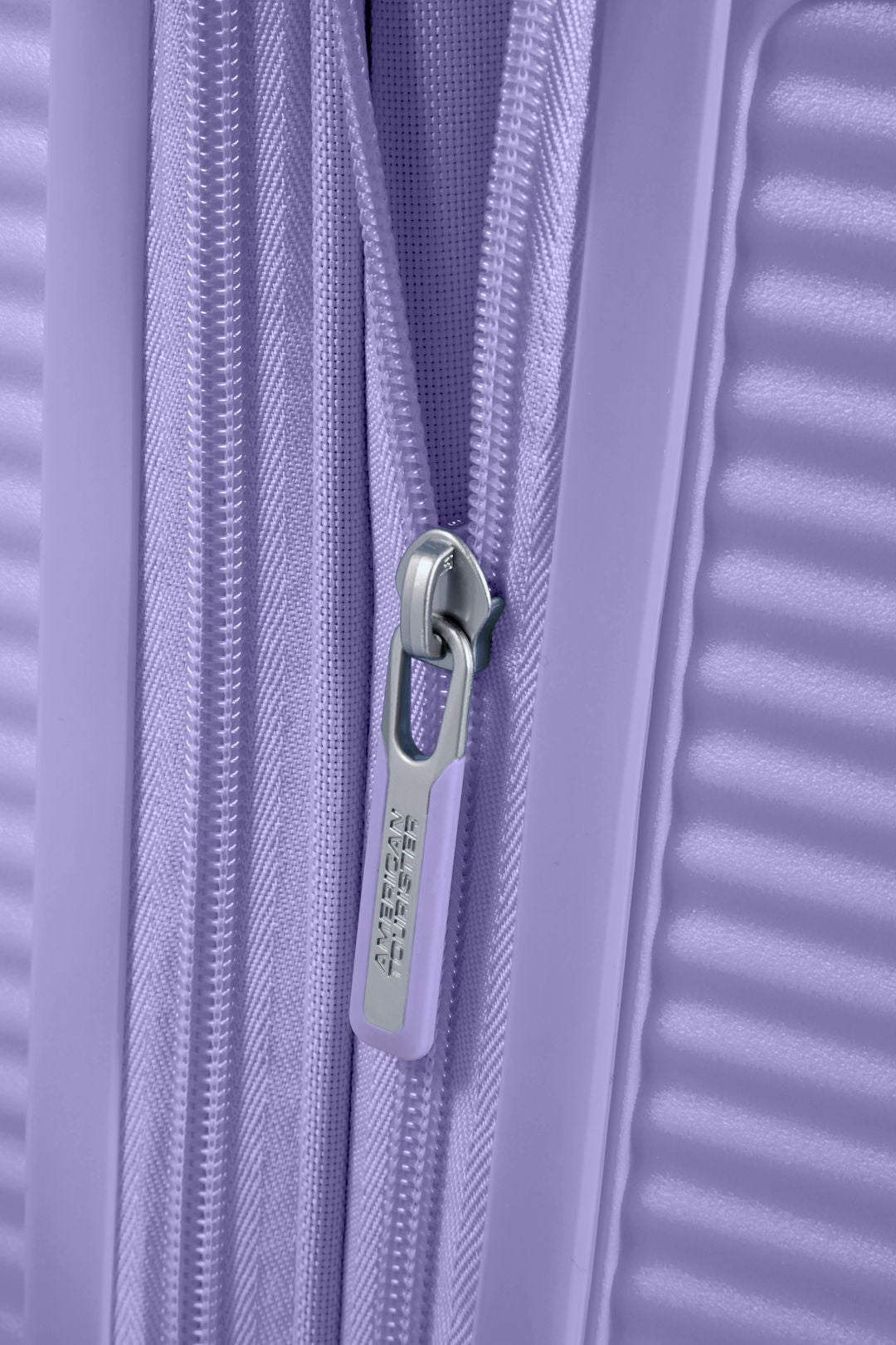 Soundbox  de  American Tourister - Extensible Talla Pequeña