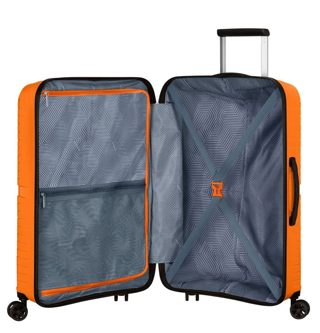 Airconic de American Tourister  Spinner Talla Mediana