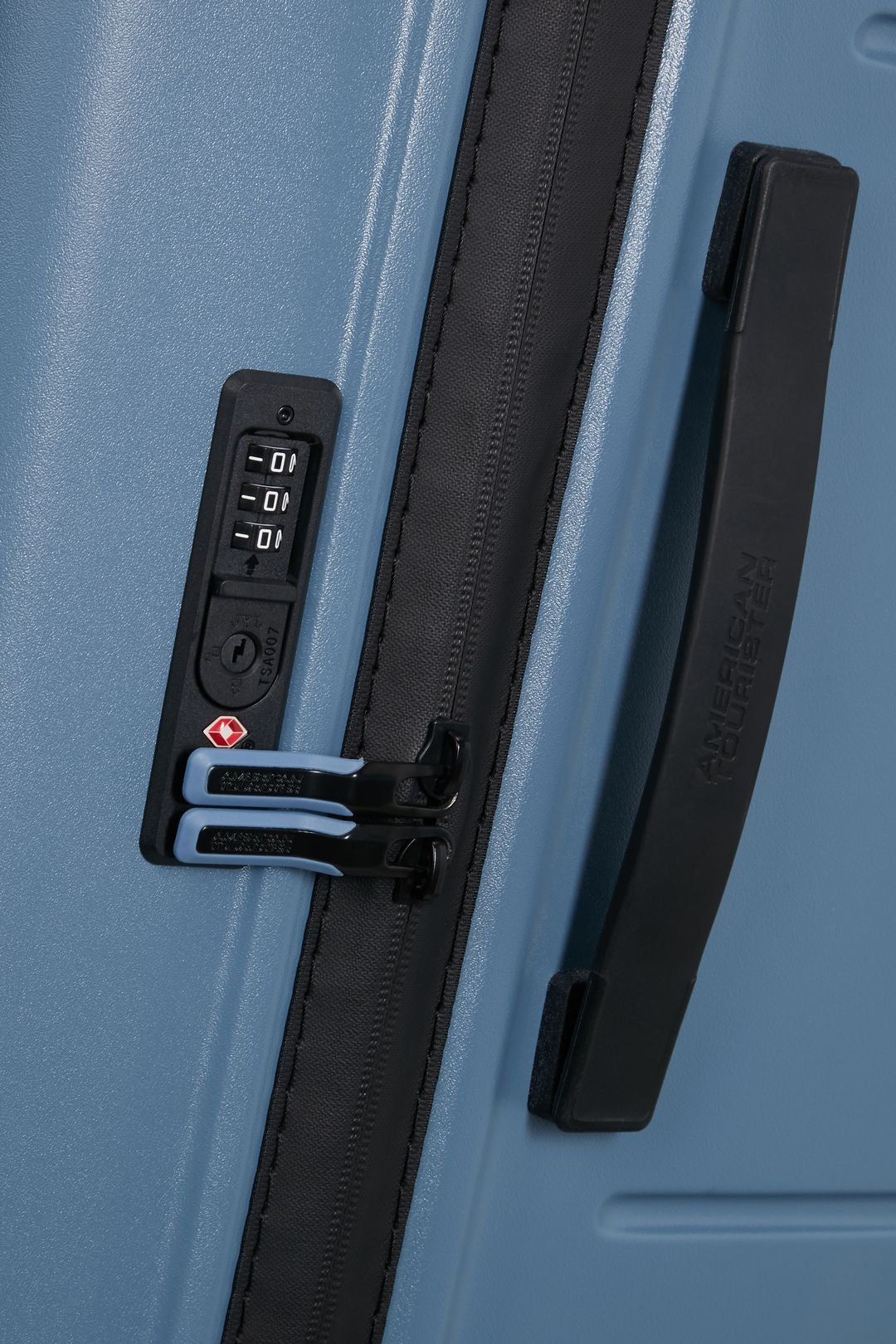 AMERICAN TOURISTER TRUNK TRAILON 80CM